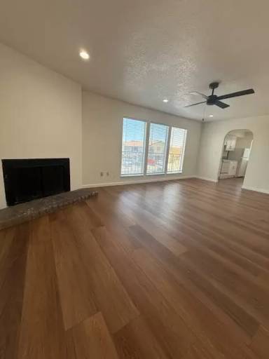 Main picture of 4857 E University Ave
