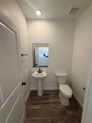 Main picture of 4774 Jema Way
