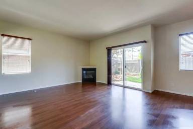 Main picture of 4254 1/2 Menlo Ave