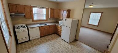 Main picture of 2521 Iowa St