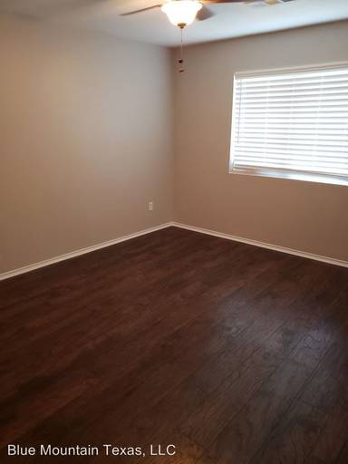 Main picture of 7308 Amber Dr