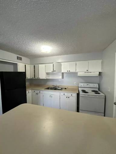 Main picture of 712 Eaverson St