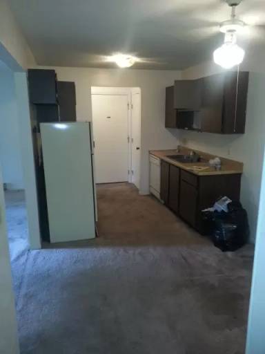 Main picture of Venetian Woods