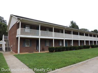 Main picture of 101 3rd Ave