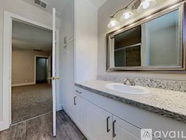 Main picture of 3139 La Mesa Dr
