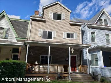 Main picture of 22 Kenwood Ave