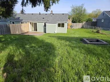 Main picture of 1735 Houston Ave