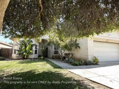 Main picture of 1834 N Madera St