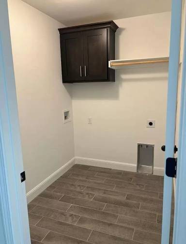 Main picture of 2401 Jazz Ave