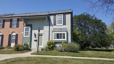 Main picture of 3265 Bolgos Cir
