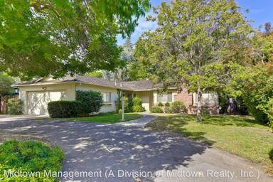 Main picture of 510 Valencia Dr