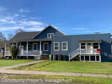 Main picture of 310-20 Silverside Pl & 315-25 Russell Dr