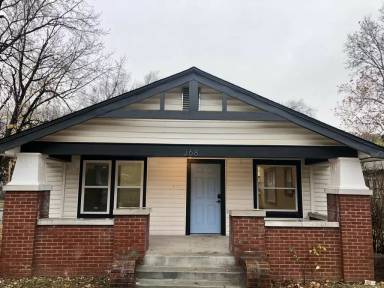 Main picture of 368 S Yorktown Ave