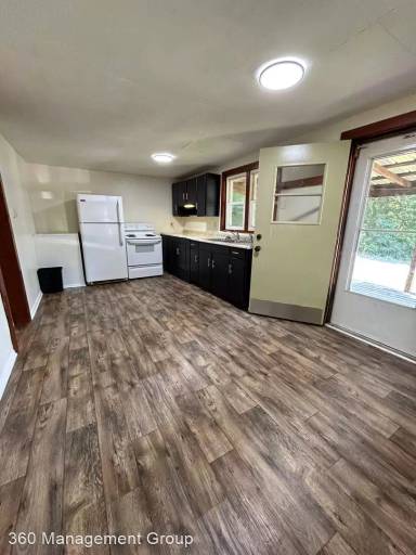 Main picture of 11993 Irvine Rd