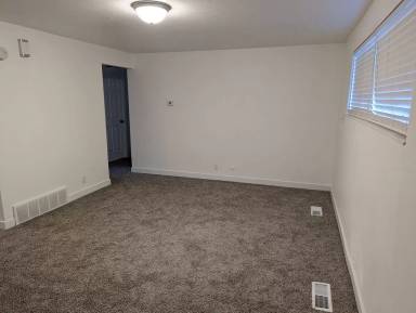 Main picture of 580 S 470 E