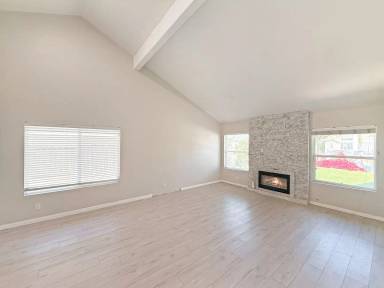 Main picture of 8287 Torero Pl
