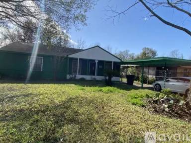 Main picture of 5618 Kenilwood Dr