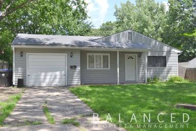 Main picture of 4742 SW 17th Ter