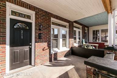 Main picture of 318 Washburn Ave