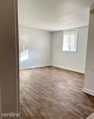 Main picture of 4001 Prairie Ave