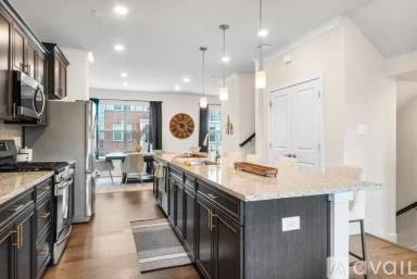 Main picture of 7943 Potter Pl