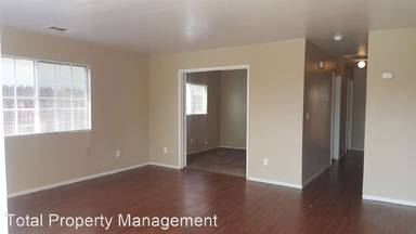 Main picture of 1005 N Wisconsin Way