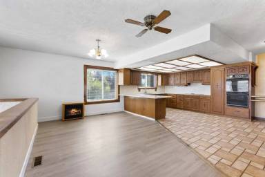 Main picture of 204 S 5th W