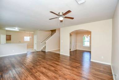 Main picture of 11835 Belle Ct