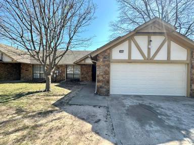 Main picture of 8045 S 79th East Ave
