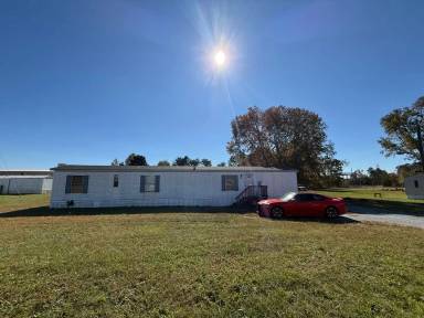 Main picture of 8595 Pelham Rd