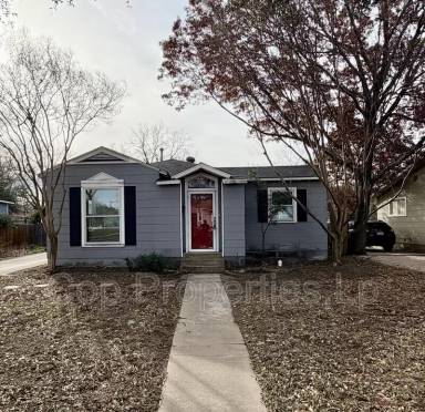 Main picture of 118 Field Crest Dr