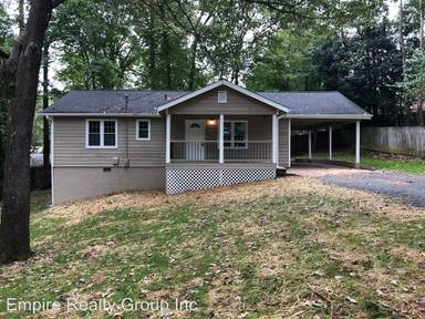 Main picture of 3055 Mangum Dr