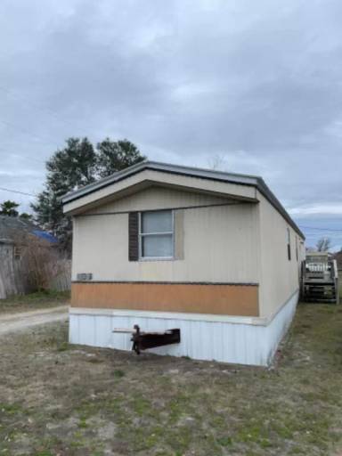 Main picture of 2100 Fisher St