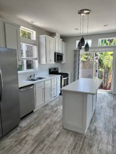 Main picture of 2222 Monte Vista Dr