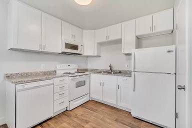 Main picture of Delmar Gardens - 2111A