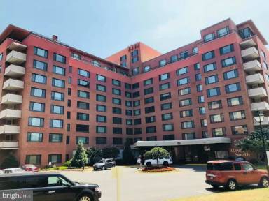 Main picture of River Place South Apartments