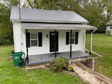 Main picture of 1839 Magnolia Blvd