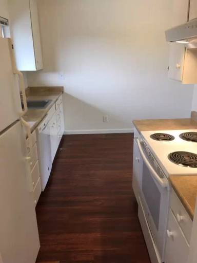 Main picture of 3 Circle Drive - C