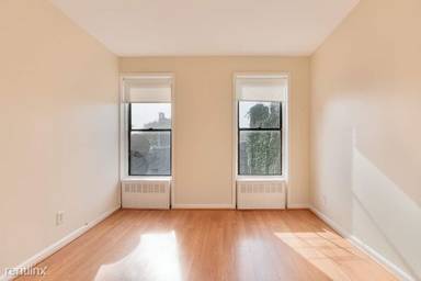 Main picture of 1106 Bushwick Ave