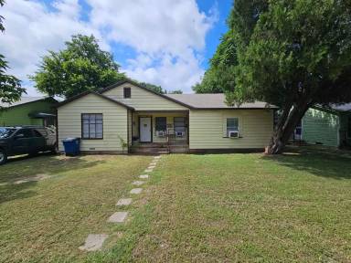 Main picture of 6540 Hollis Ave
