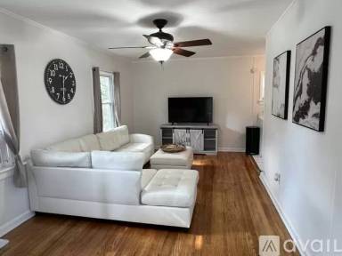 Main picture of 204 E 58th St