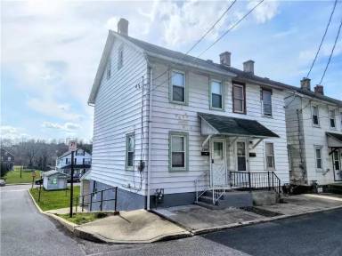 Main picture of 1344 Vienna St