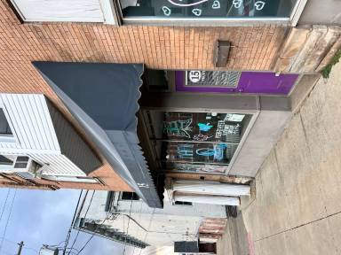 Main picture of 15 E Vine St