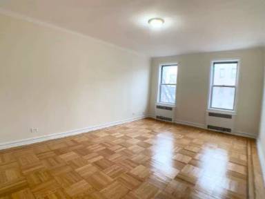 Main picture of 373 Grand Ave