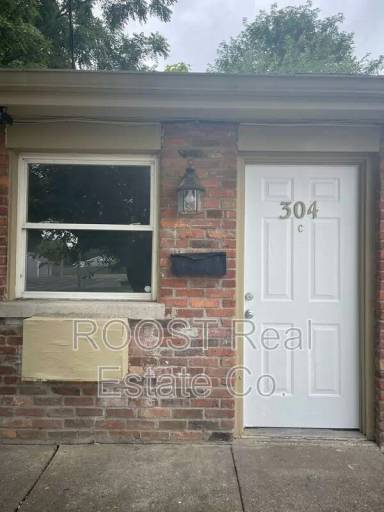 Main picture of 304 Highland Ave