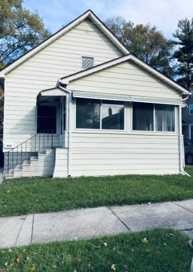 Main picture of 917 13th St