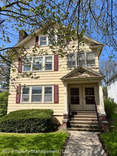 Main picture of 9 Kneeland Ave