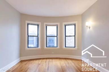 Main picture of 5235 N Winthrop Ave