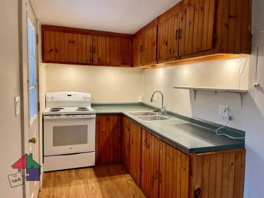 Main picture of 293 US Route 302