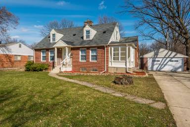 Main picture of 28080 Pierce St